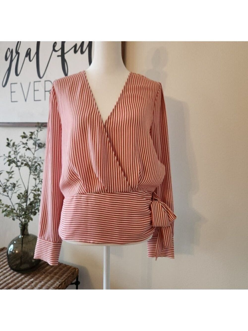 STRIPE BLOUSE WITH BANDED WAIST TIE BY CHELSEA28 / NORDSTROM - SIZE S - EUC